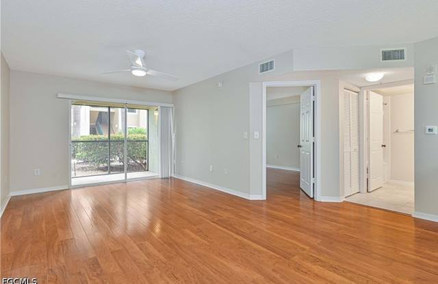 8920 Colonnades Court E Gallery 4
