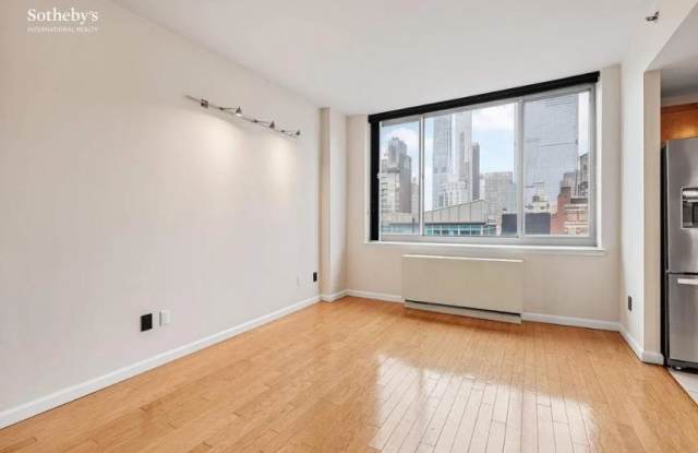 520 West 23rd Street Gallery 4