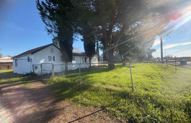 Move In Special 1/2 off 1st month photos photos