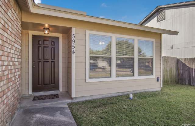 5954 SUMMER FEST DR Gallery 3