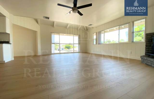 1942 South Broadway Gallery 4