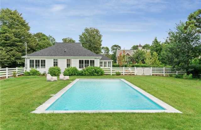 124 Harrison Avenue - 124 Harrison Avenue, Newport, RI 02840