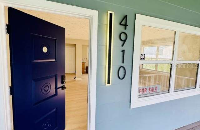 4910 Huppel Avenue Gallery 4