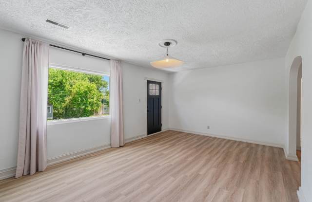 2531 Keystone Avenue Gallery 3