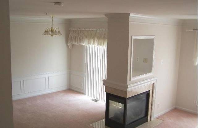 6310 EAGLE RIDGE LANE Gallery 2
