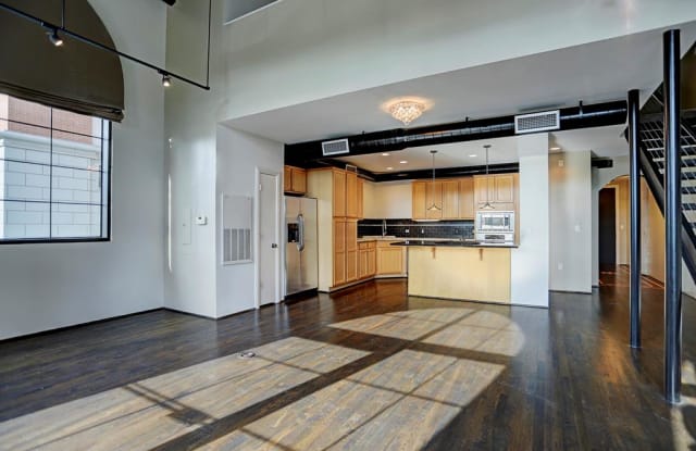 1025 S Shepherd Drive - 1025 South Shepherd Drive, Houston, TX 77019