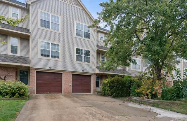 483 W Lincoln Ave photos photos