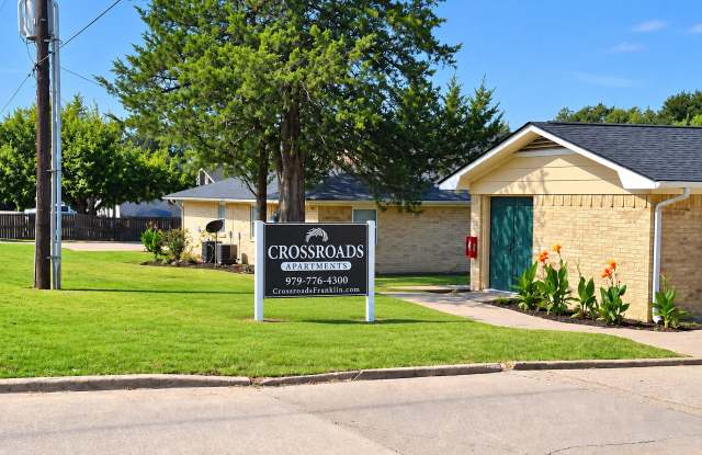 Spacious 1 & 2 bedroom homes in the heart of Franklin photos photos