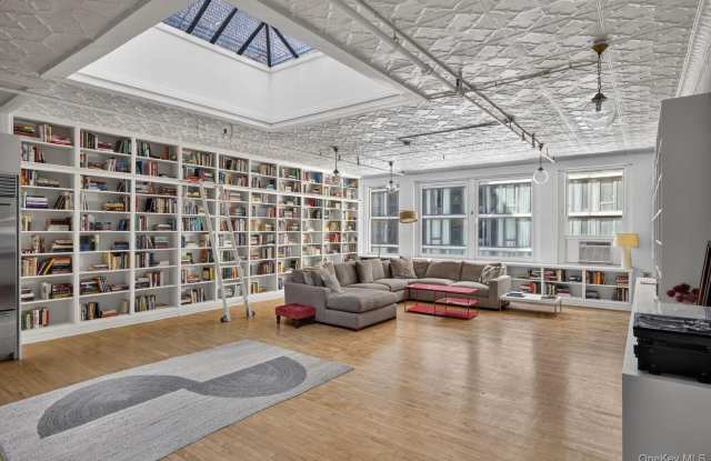143 W 27TH Street Gallery 2