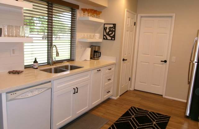 11029 W CARON Drive Gallery 3