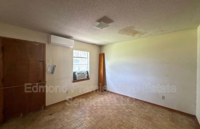 706 NW 96th St photos photos