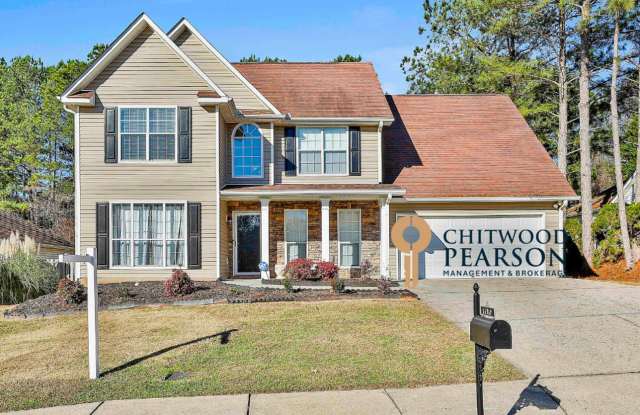 Fully Furnished 4 Bedroom with Internet Included! photos photos