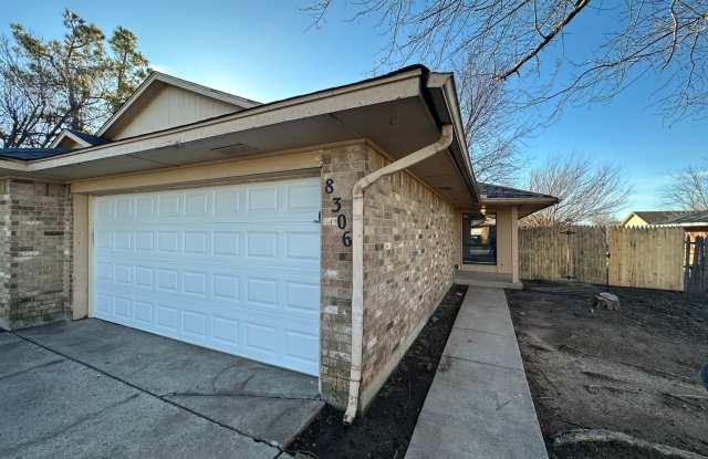 2 Bed 2 Bath duplex on 10th and Council - 8306 Northwest 8th Street, Oklahoma City, OK 73127