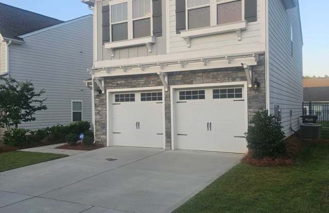 Attractive home in Monroe! LOFT!! Gallery 3