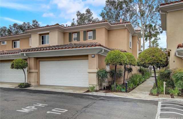 119 Via Vicini - 119 Via Vicini, Rancho Santa Margarita, CA 92688