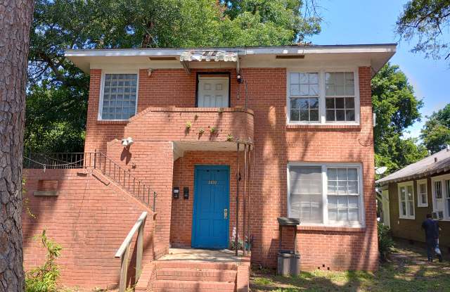 ** Large 1/1 ready now** photos photos