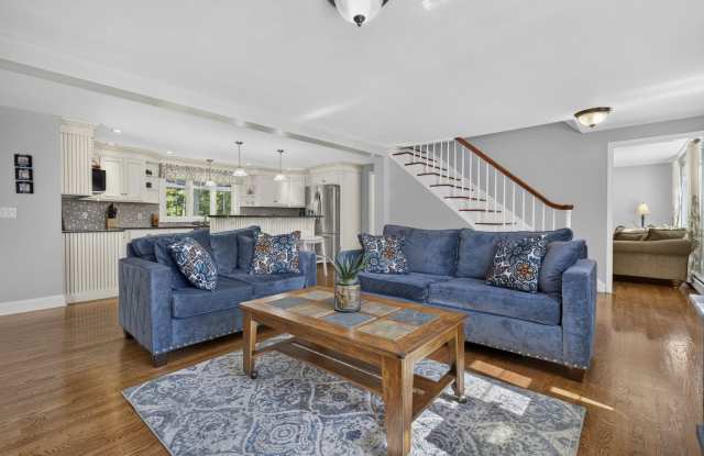 1550 Wellington Road Gallery 2