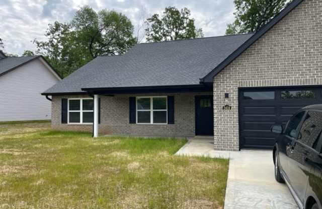 Maryville 37804 - Brand New 3 bedroom, 2 bath home - Contact Ed Johnson (865) 924-5045 photos photos