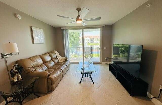 902 Villa Circle Gallery 1