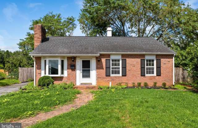 1317 CEDARWOOD Drive Gallery 1