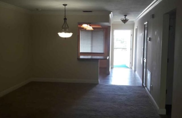 2504-201 SE 16th Pl. - 1 Gallery 3