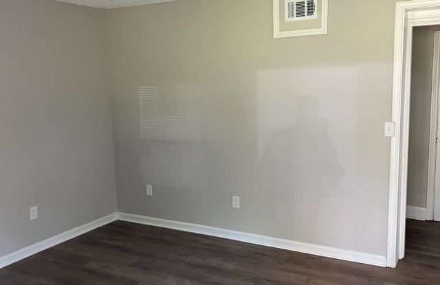 134 Munson Drive Gallery 2