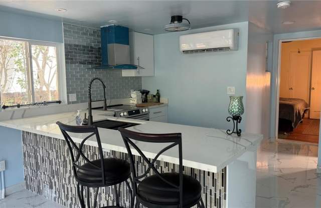 1633 Mckinley St photos photos