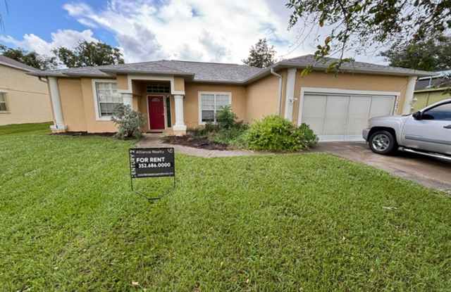 3,2,2 Located in Deerfield Estates photos photos