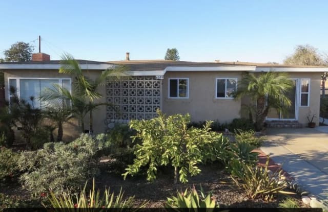 4280 Napier Street - 4280 Napier Street, San Diego, CA 92110
