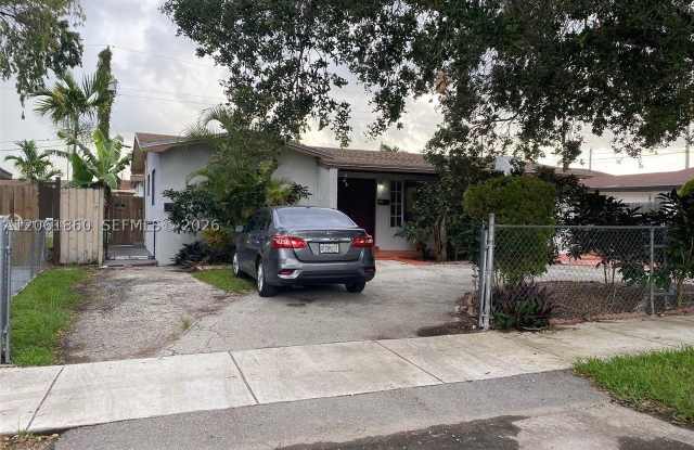 11229 SW 5th Ter photos photos