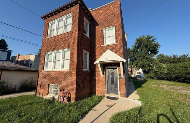 223 N Laporte Avenue Gallery 1