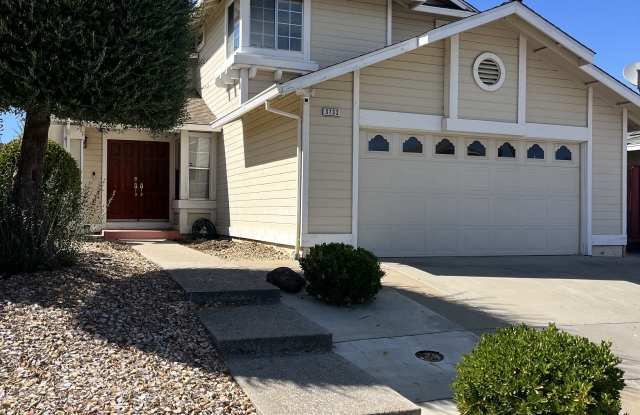 3732 Gladstone Drive Gallery 1