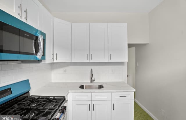 2252 S HICKS Street unit: 1 photos photos