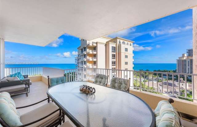 781 Crandon Blvd photos photos