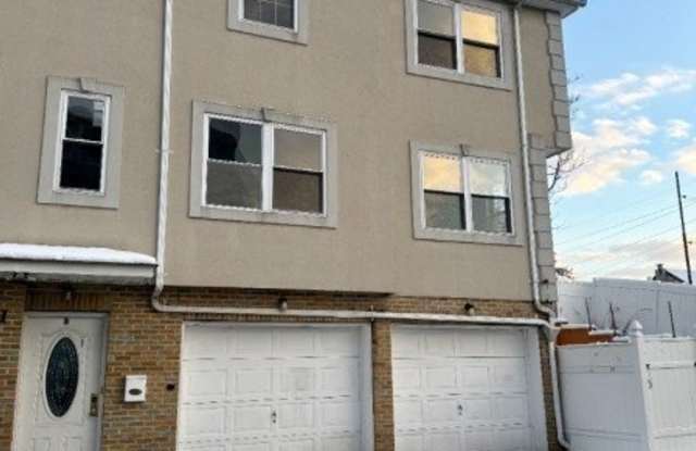 71 Hammond Ave photos photos