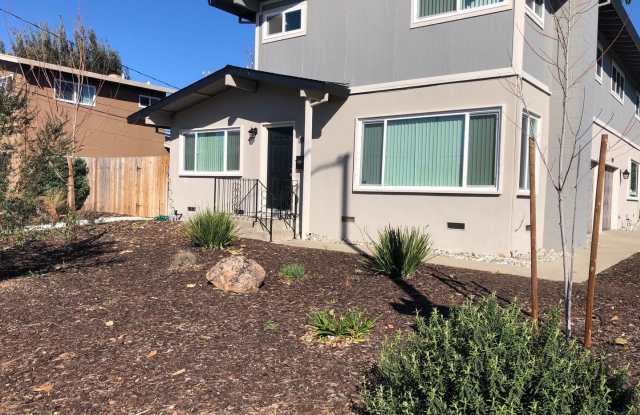 UPDATED DUPLEX IN SACRAMENTO!! photos photos