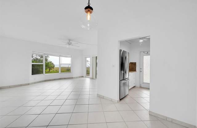 1300 N OCEAN Boulevard Gallery 4
