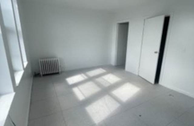 99 W Palisade Ave Gallery 2