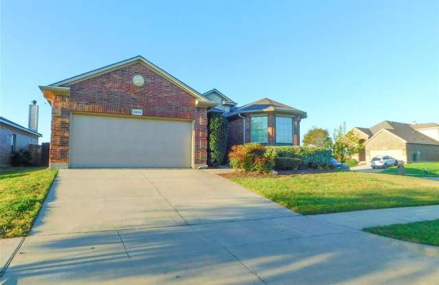 3413 Buckthorn Lane Gallery 2