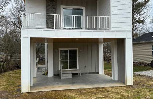 913 Maplewood Avenue - 1 Gallery 2