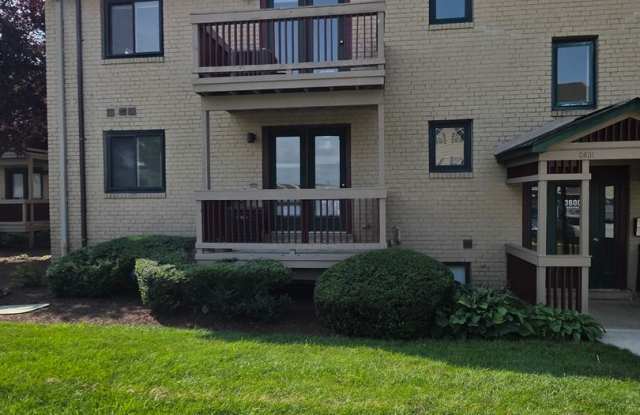 Cozy 1 bedroom apartment AVAILABLE NOW! Gallery 4