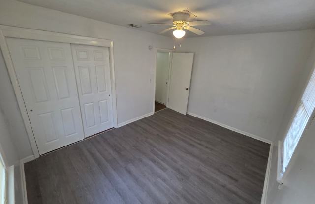 5136 Lurline Drive photos photos