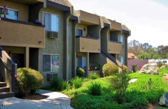 Scripps Poway Villas Gallery 3