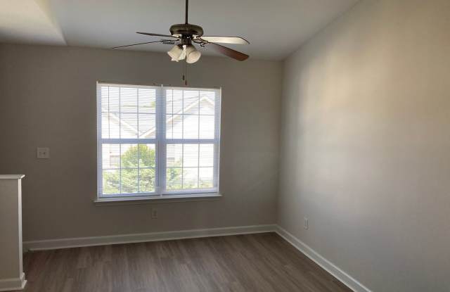 918-D Brawley School road Gallery 3