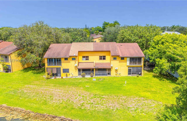 9014 NW 45th Ct Gallery 1