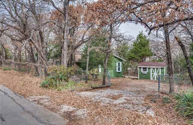 2820 Peninsula Drive Gallery 2
