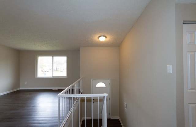 10301 Starhaven Court Gallery 3
