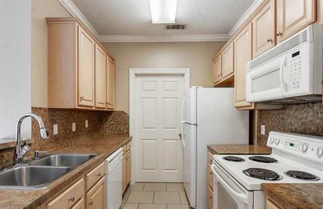 12430 River Highlands Drive - 1 Gallery 3