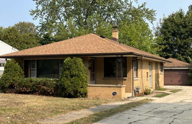 3 Bedroom Single Family Gallery 1