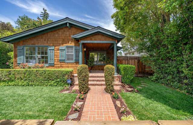 Updated 3BD/2BA Menlo Park Home with French Oak Floors + Bonus Room photos photos